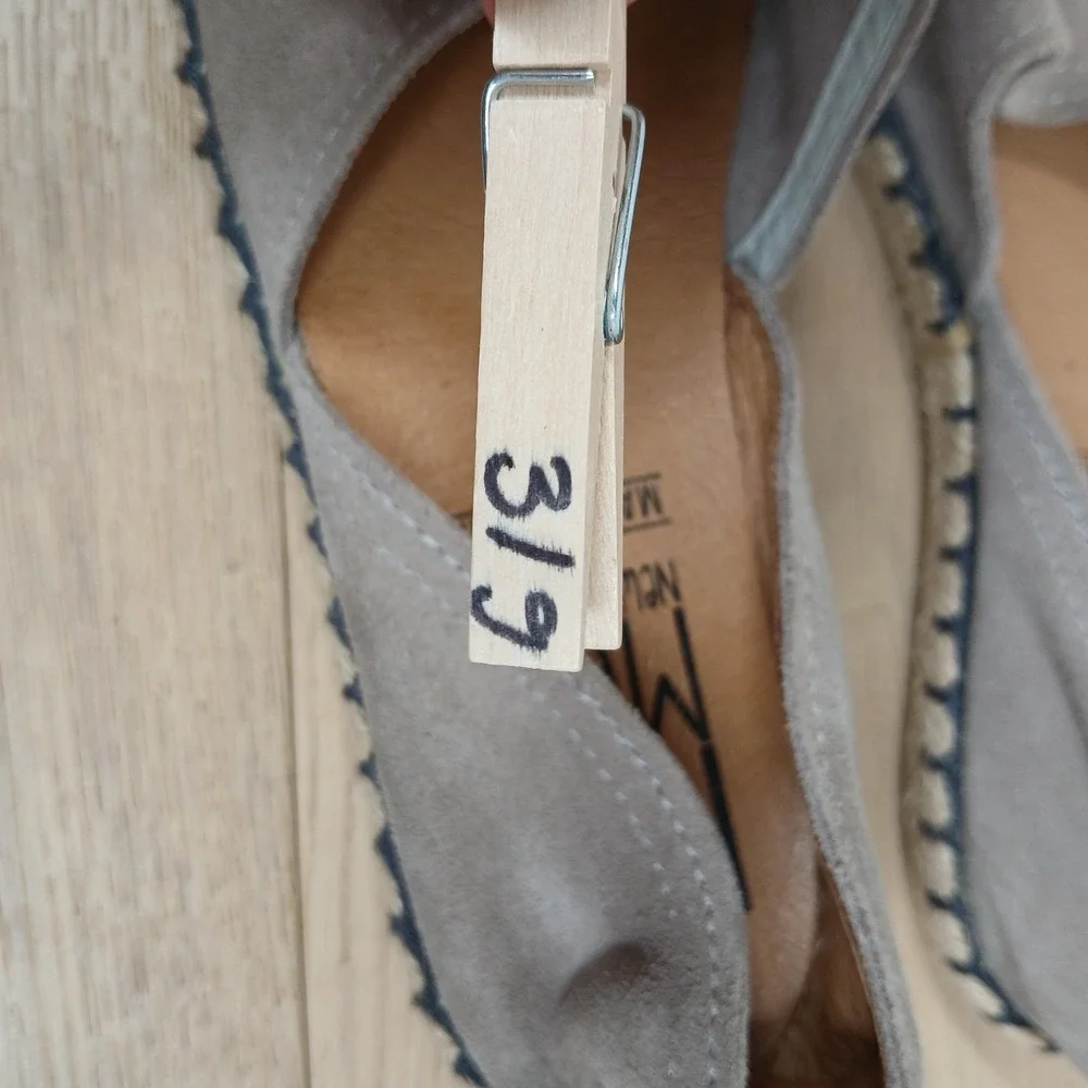 Miz Mooz Espadrille Flats Womens 8 Taupe Suede Slip On Casual Shoes